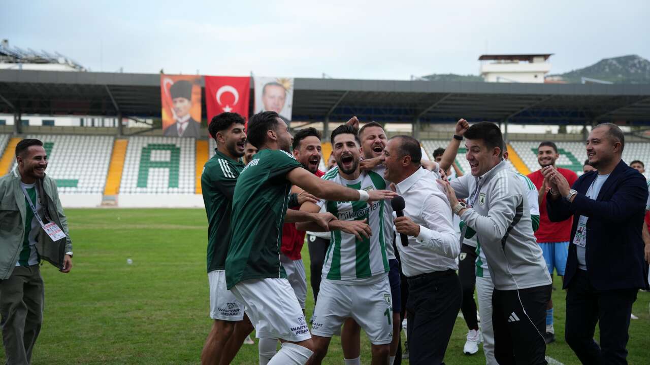 Muğlaspor - Elazığspor Maçında O An: Gol, Sevinç ve Zafer Bir Arada 19